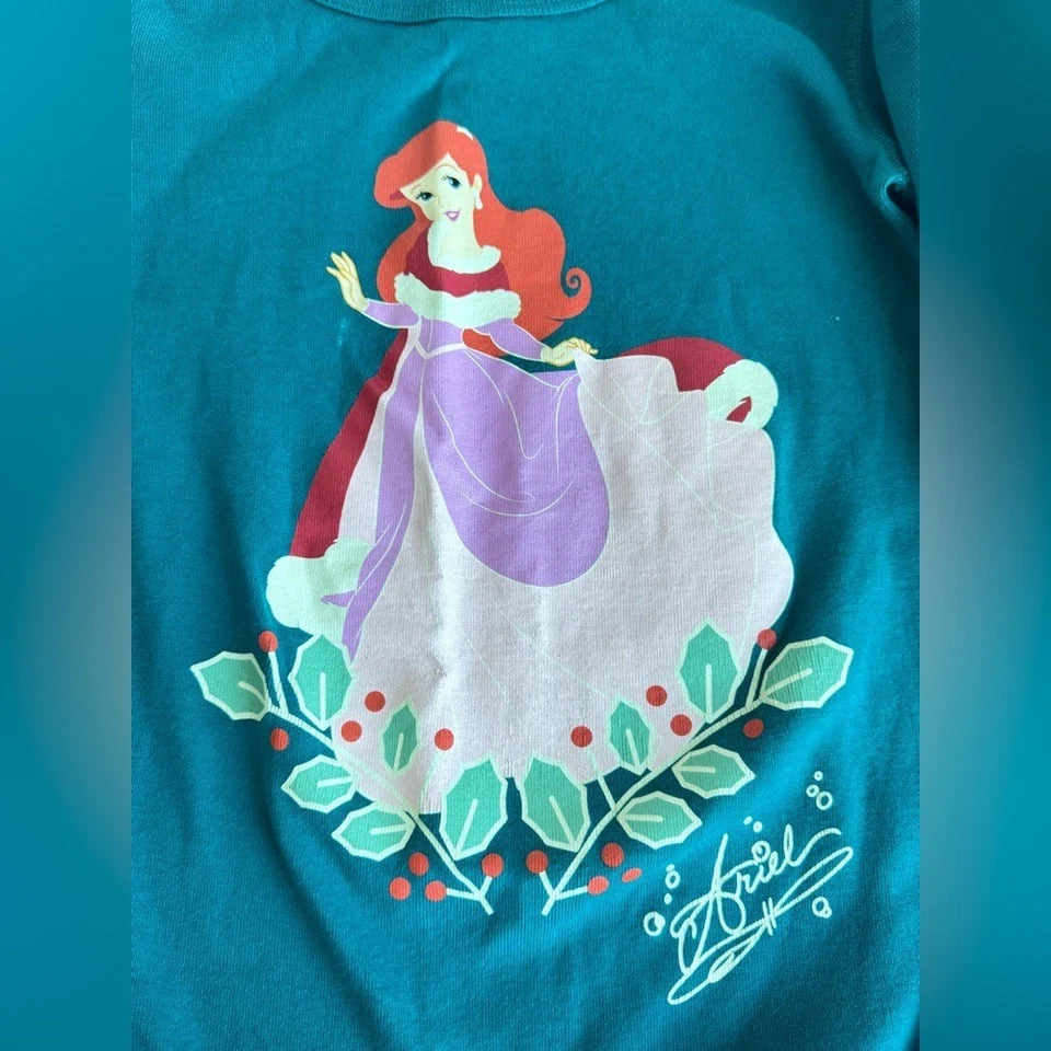Hanna Andersson X Disney Holiday Pijama Set EE. UU. 10 Ariel Sirenita Navidad Foto 2 de 4
