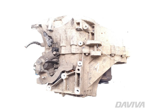 Volvo V50 6 Speed Manual Gearbox 2.0 D Diesel 100kW (136 HP) 8M5R-7002-FF 2007 - Picture 6 of 11