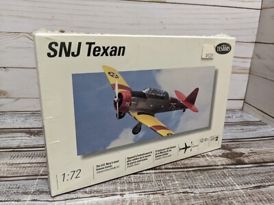 Testors SNJ Texan 1:72 Aircraft plane Model Kit #663 Sealed