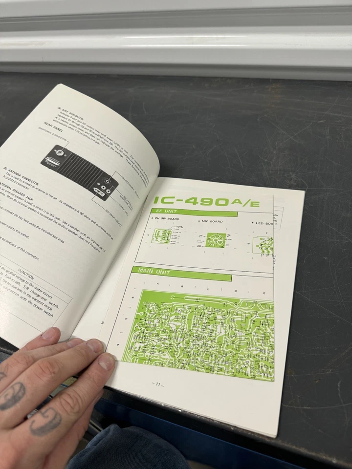 Icom IC-490A/E 430MHz UHF Ham Transceiver ORIGINAL PRINTED Manual - Image 3 of 4
