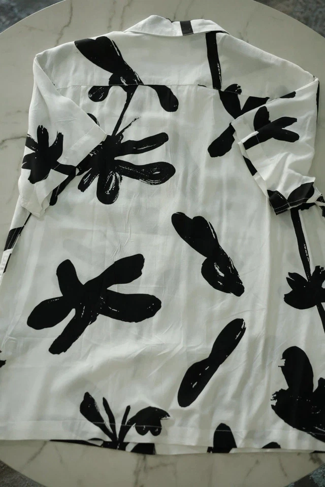 OBEY Men’s M Button-Up Shirt Black White Floral Print Aloha Casual Style - Image 2 of 4