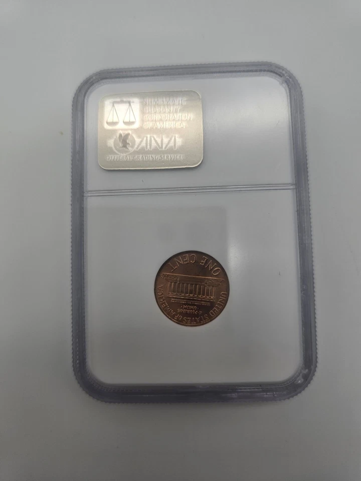 Uncirculated 1974 No Mint Mark Lincoln Memorial Penny DDO DDR NGC MS 66 Red Gem - Image 2 of 2