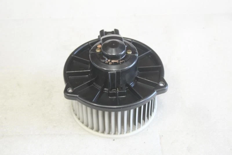 2000 TOYOTA MR2 SPYDER HEATER BLOWER MOTOR - Image 3 of 4