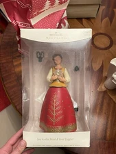 Hallmark Joy To The World Tree Topper And Bonus Angel 