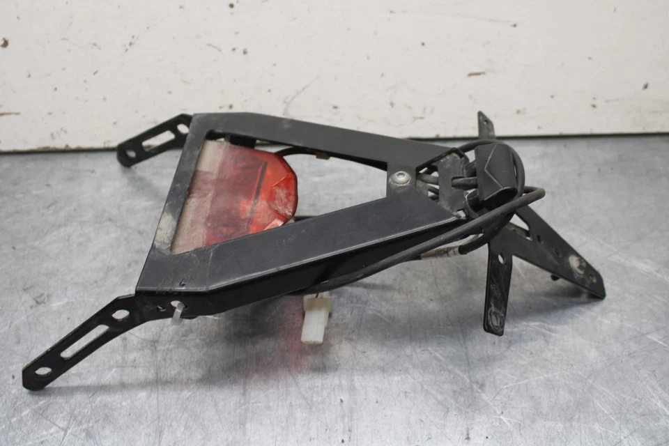 16-18 KTM 690 DUKE SOPORTE MONTAJE LUZ TRASERA TRASERA BB631 Foto 2 de 4