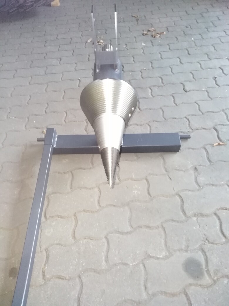 Vite Conica Rotativa Per Spaccalegna A Trattore - Diametro 128mm, PTU, Attrezzo Agricolo Professionale - Foto 2