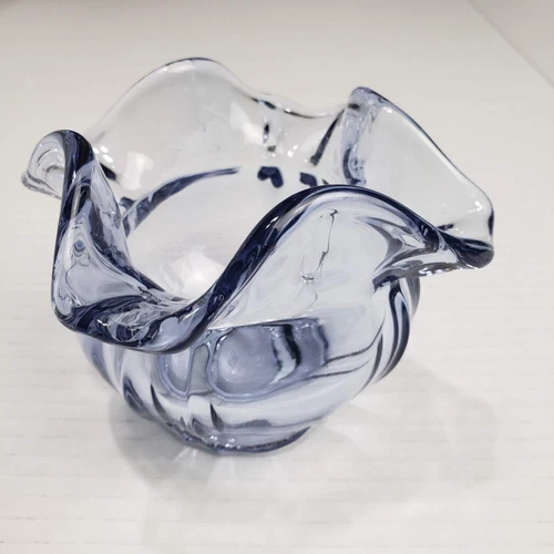 FENTON Vintage Wisteria Lilac Glass Rose Bowl Vase - 3.75" Ruffled Edge