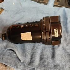 WILKERSON PNEUMATIC F30-06-F00 / F3006F00 (BRAND NEW)