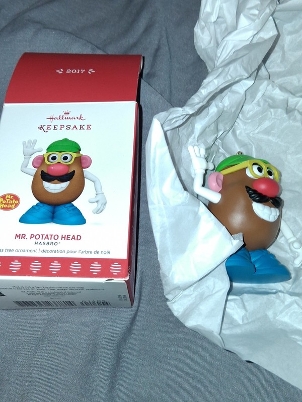 HALLMARK KEEPSAKE 2017 MR. POTATO HEAD CHRISTMAS ORNAMENT HASBRO
