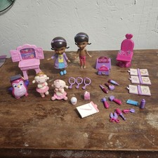 Disney Junior Doc McStuffins Figures Accessories Lot Of 29 Eye Exam Chair