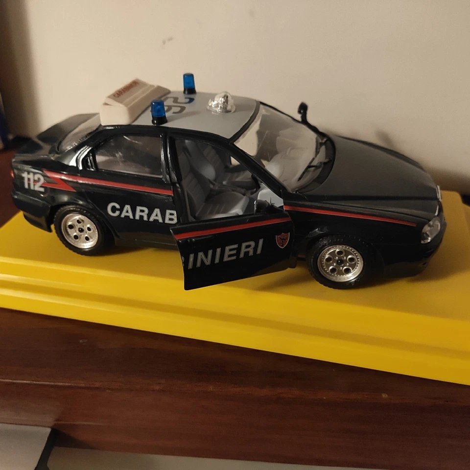 Modellino Alfa Romeo 156 Carabinieri 1:24.Nuova.Perfetta.Portiere Apribili. - Immagine 4 di 4