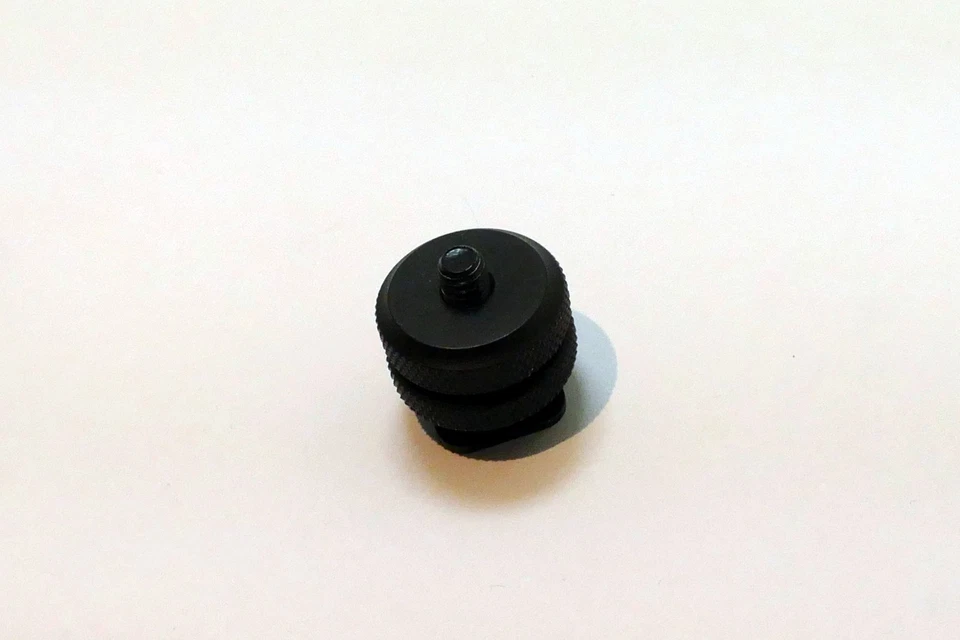 Cold Shoe Flash accessory shoe Adapter for bracket for the camera 1/4" - Image 2 of 4