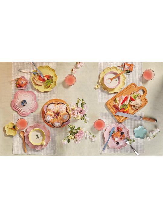 Le Creuset Small Flower Plate Set of 5 Bakery Collection