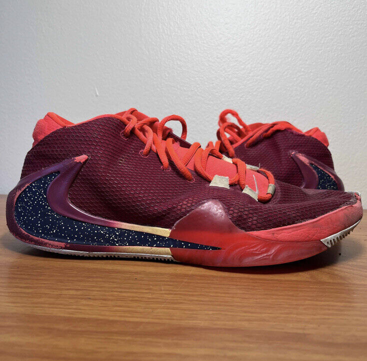 Nike Zoom Freak 1 Opening Night All Bros Red Giannis Size 11 Nike Zoom Freak 1 Opening Night All Bros Red Giannis Size 11