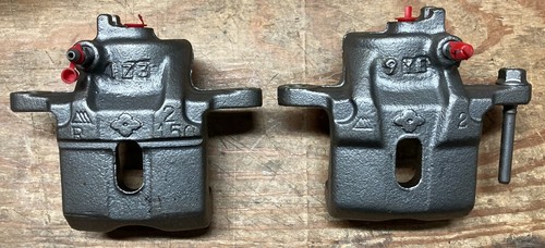 Civic Sedan & Prelude Front Brake Calipers-PAIR #KK-3473/3474 (Remanufactured)  - Foto 1 di 4