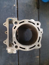 NEW OEM SUZUKI CYLINDER 11211-28H00-0F0 FOR RMZ450  K8  K9  L1  L0  ENGINE CYL