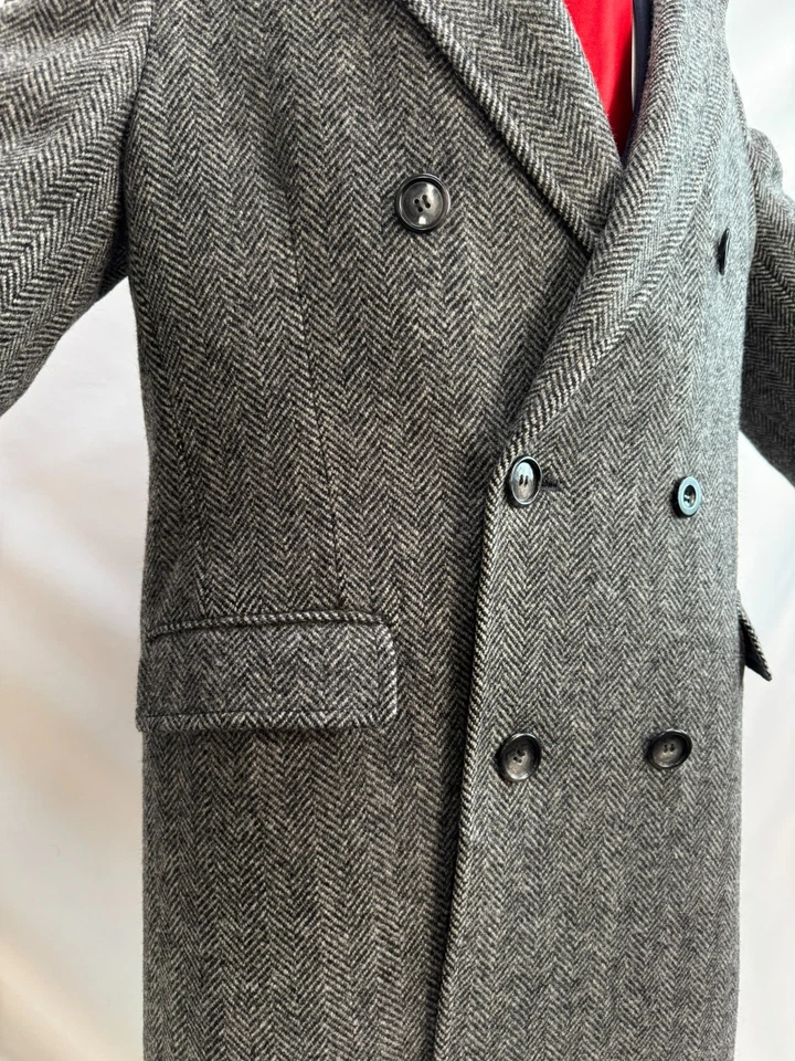 Vintage Mens Double Breasted pure wool gray Herringbone Classic Overcoat 42L 44L - Image 4 of 4