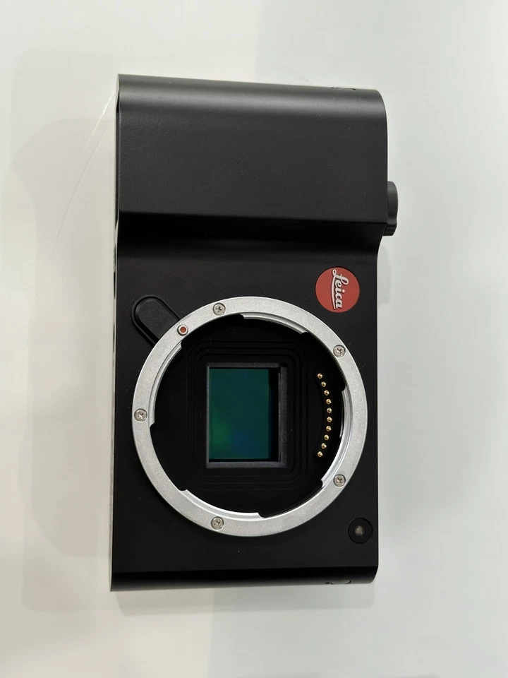 [MINT 9.9/10] T (Typ 701) Mirrorless Camera + Vario-Elmar-TL 18–56mm Lens Bundle - image 3 of 4