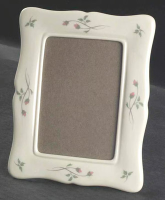 Lenox Portrait Gallery Rose Manor 5'' x 7'' Picture Frame holds 3.5'' x 5'' EUC disc