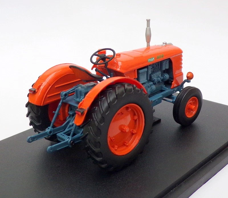 Tractor modelo Hachette escala 1/43 HT066 - 1961 Fiat 80 R - naranja Foto 2 de 3