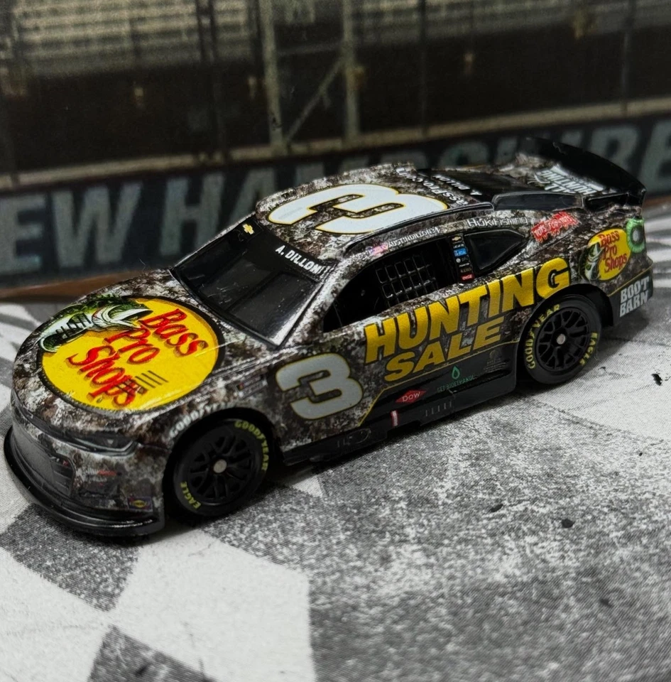 PRESALE CUSTOM NASCAR 1:64 DIECAST - Image 4 of 4