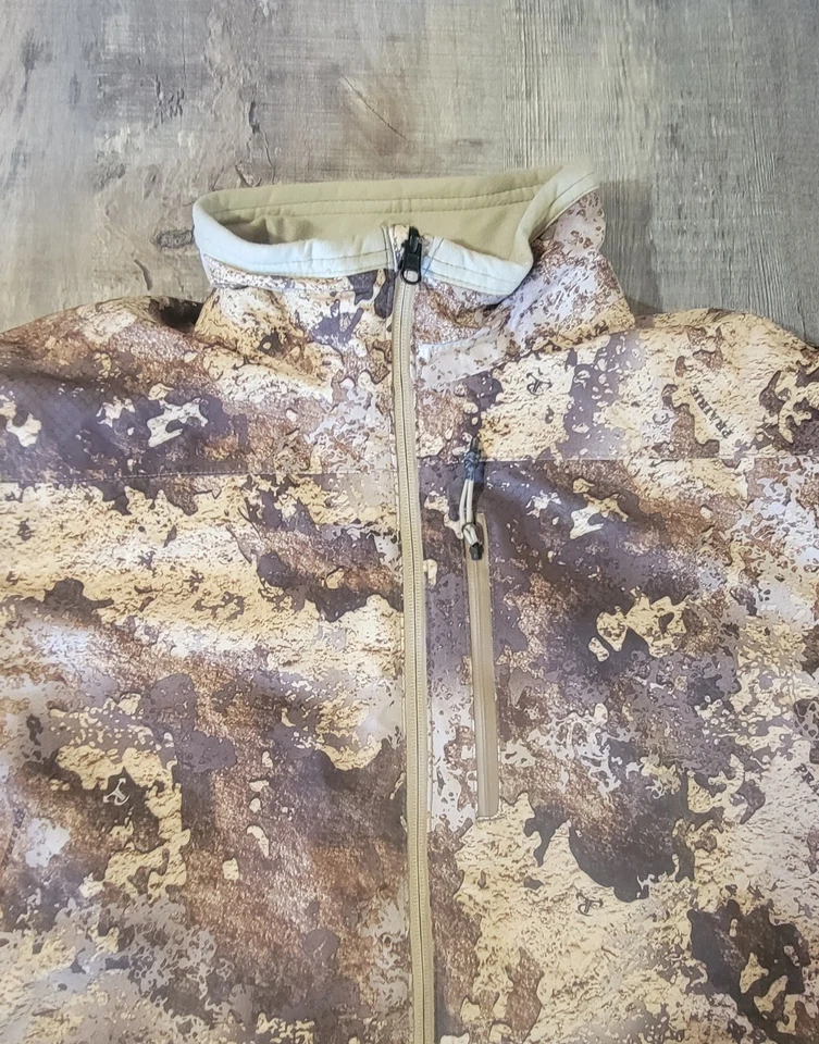 Chaqueta de Caza Cabelas Northern Flight Mediana Pradera Desierto Camuflada Usada en Excelente Condición Foto 3 de 4