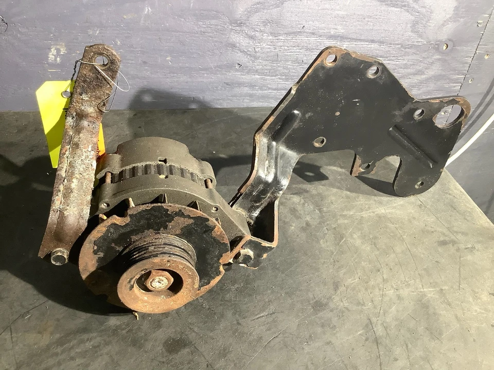 Mercruiser 5.0 Mando Type 65 Amp/12 Volt Marine Alternator + Bracket Assy. - Image 2 of 4