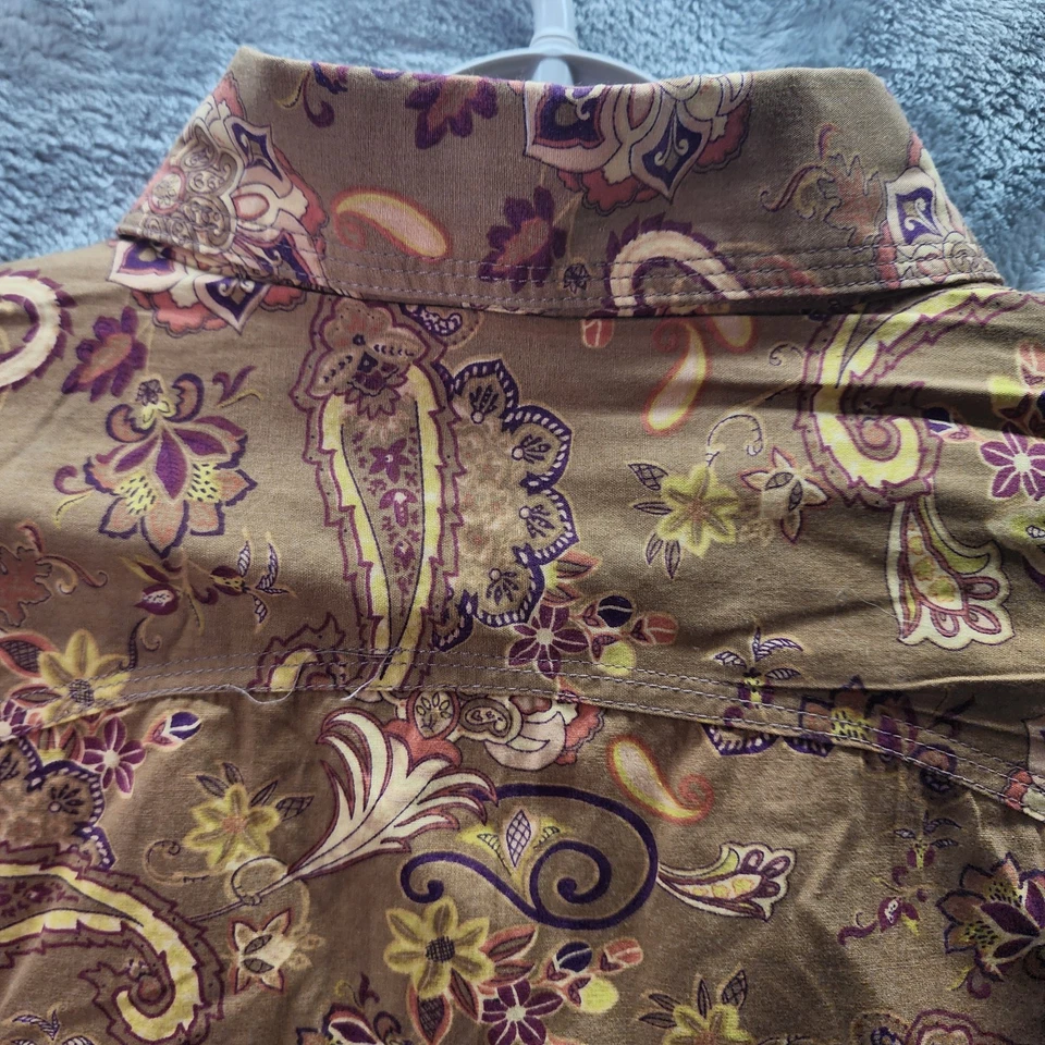 Camisa con botones floral de cachemira M marrón manga corta tapeta oculta Machine para hombre Foto 4 de 4