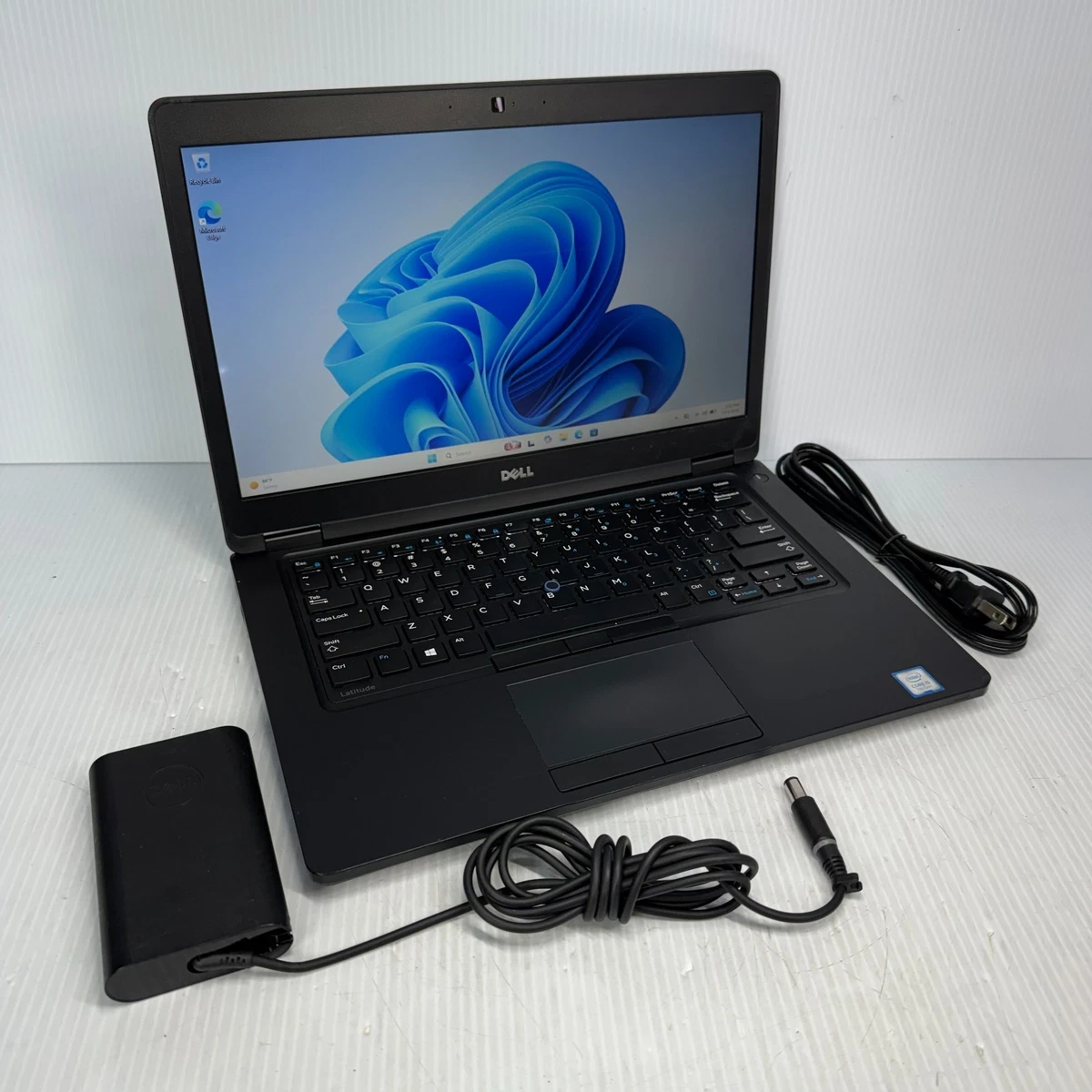 Dell Intel Core i5 7th Gen. 8 GB RAM PC Laptops & Netbooks for