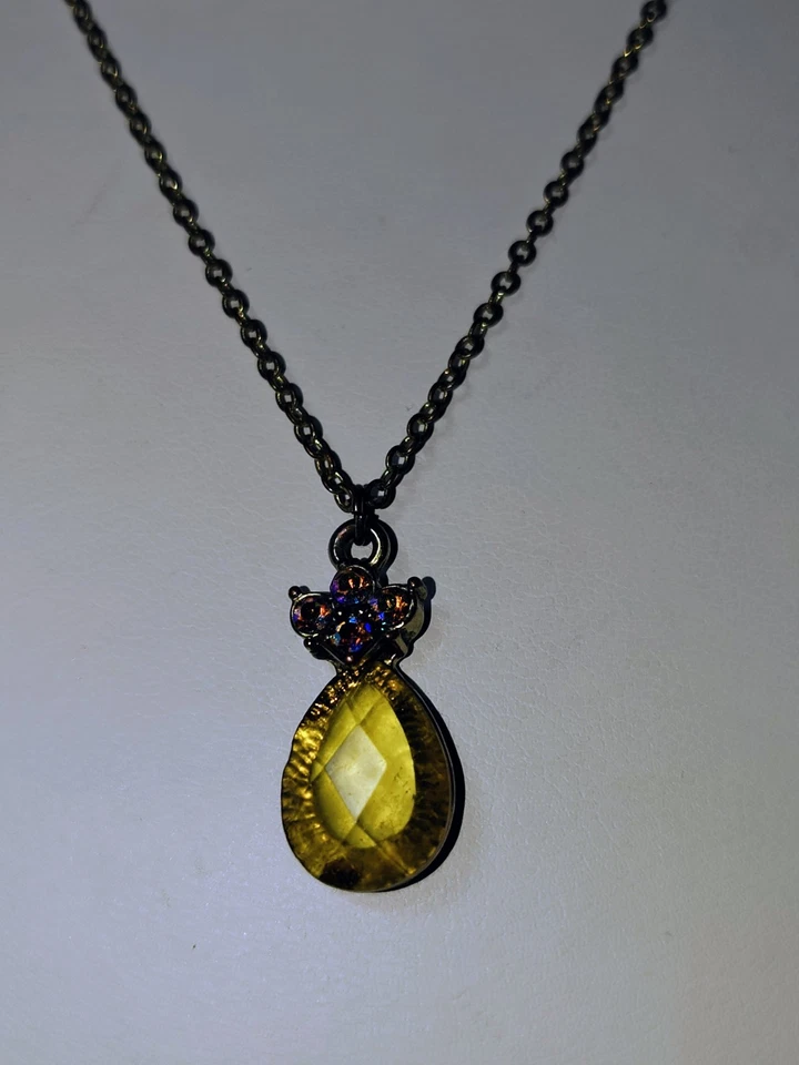 Collar colgante lágrima vidrio amarillo 1928 joyería pedrería aurora pedrería Foto 2 de 4