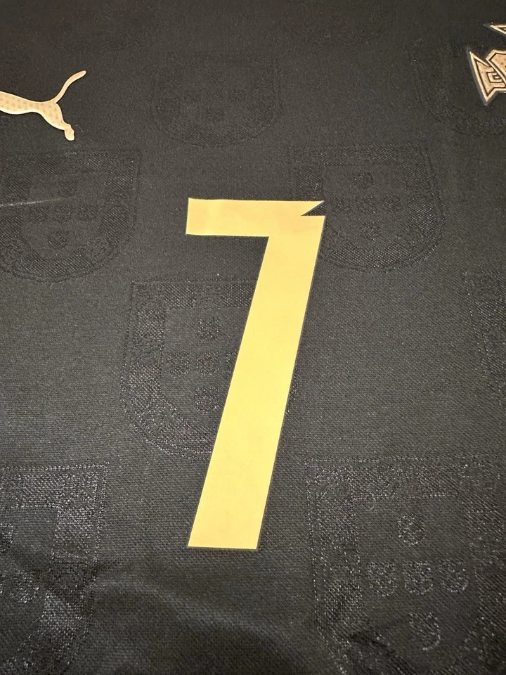 Camiseta Versión Jugador Puma Portugal Ronaldo Edición Especial Mundial 2026 Foto 3 de 4