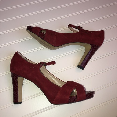 NEW Franco Sarto Valita Red Wine Suede 
