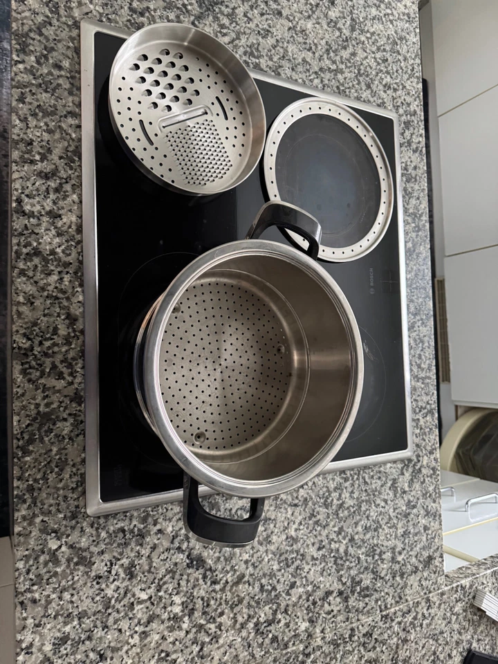 amc Siebtopf für 24 cm Topf mit Reduzierring und Raspeleinsatz