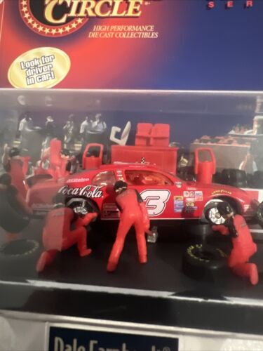 NASCAR 1998 Winners Circle 1:64 Pit Row Dale Earnhardt Coca-Cola Car Sealed - Picture 7 of 7