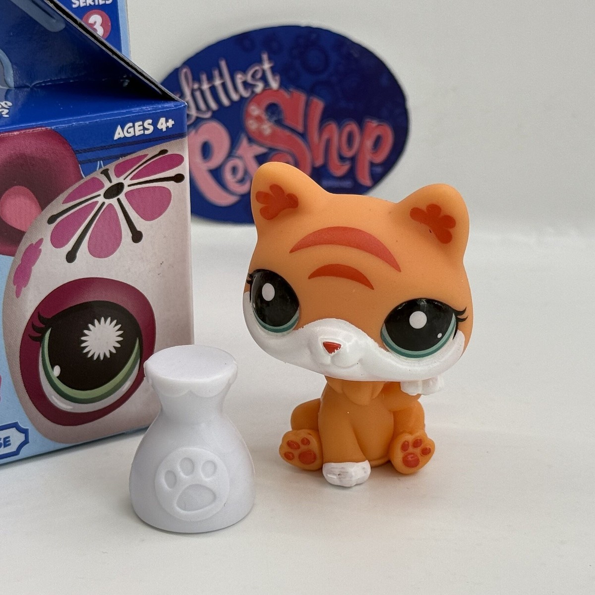 CAT #G7 #132 Authentic Littlest Pet Shop Hasbro LPS
