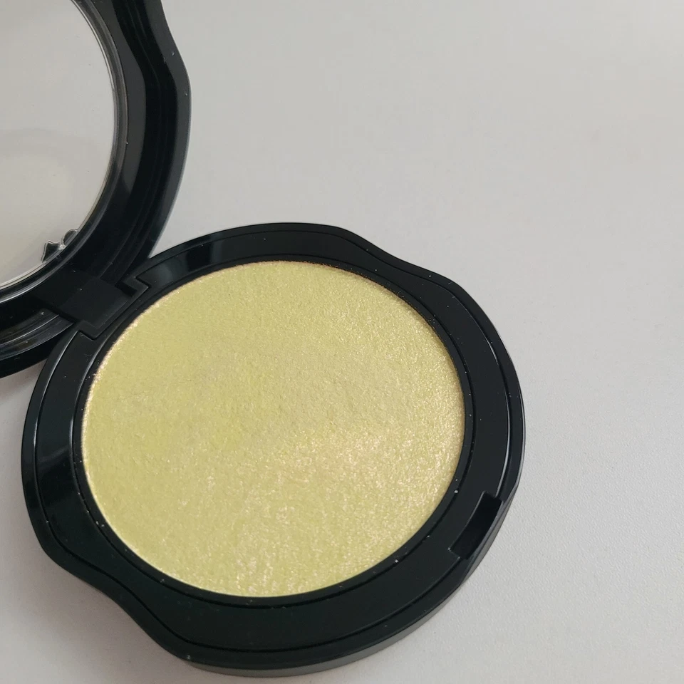 Kat Von D Metal Crush Highlighter GRAVITRON 全尺寸 0.18 盎司全新无盒 — 第 3/4 张图片