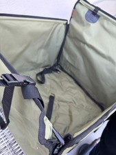 Wuglo Extra Stable Dog Car Seat - Reinforced for Medium-Sized Dogs with 4 Fasten