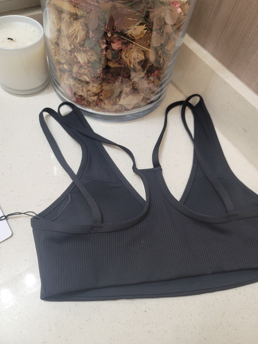 ALO YOGA Airlift Ribbed Jump Start V-Neck Bra XS Black New NWT | eBay