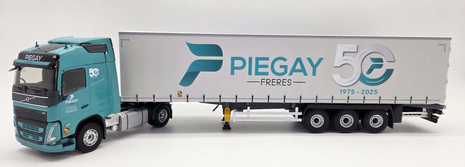 VOLVO FH 4x2 2020 camion miniature Eligor collector Piegay en métal