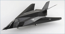 Hobby Master 1/72 F-117A Nighthawk 84-0809, USAF, 2022 (w/extra 2 x B57 & B61 bo