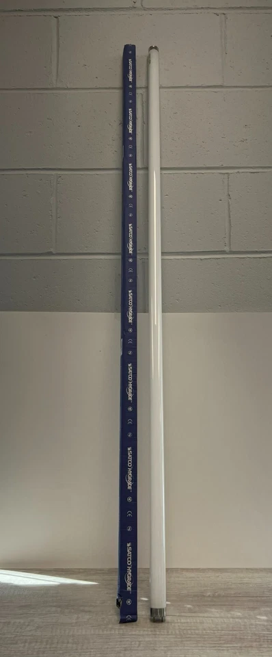 SATCO Hygrade S8418 F32T8/830/ENV Medium Bi Pin Base - Image 2 of 3