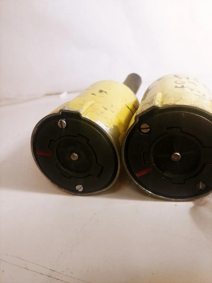 3 Hubbell Hubbellock Receptacle 60A 600V Used Female One Connector Bent Working - Image 4 of 4