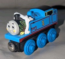Thomas  Friends Train Wooden Railway Thomas Comes To Breakfast wood Tank Engine