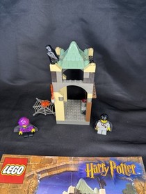 Lego Harry Potter The Final Challenge 4702 Missing sticker on black wall 