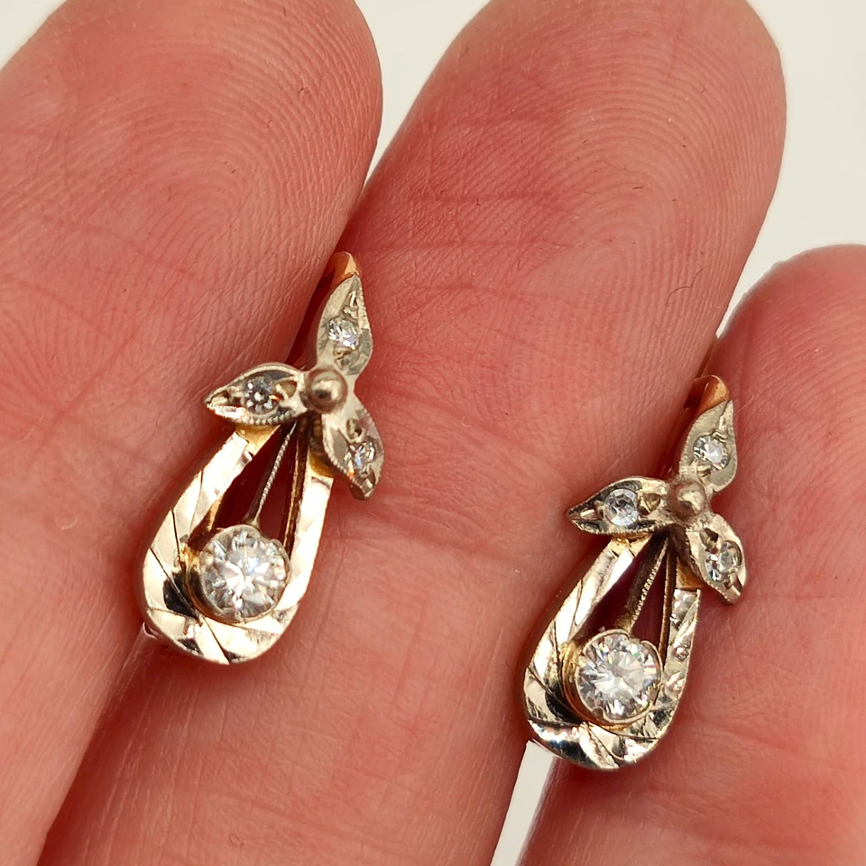 „Im Glanz der Zeit“ – Elegante Ohrringe mit Altschliff-Diamanten, ca. 1930 - Bild 2 von 4