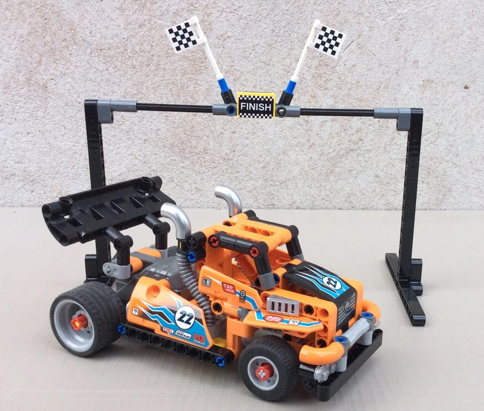 LEGO TECHNIC - 42104 - Race Truck - Le camion de course - SET - Photo 2/2