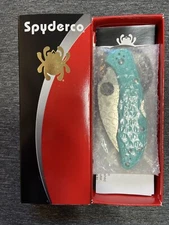 Spyderco Delica 4 Exclusive 2.87in S30V Wharncliffe Blade FRN Teal C11FPWCTL