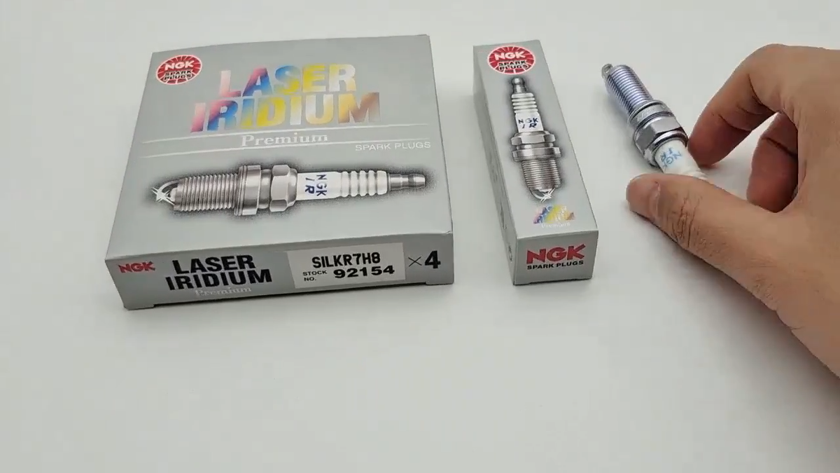 4Pcs NGK SILKR7H8 92154 Iridium Platinum Spark Plug For 4Pcs NGK SILKR7H8 92154 Iridium Platinum Spark Plug For