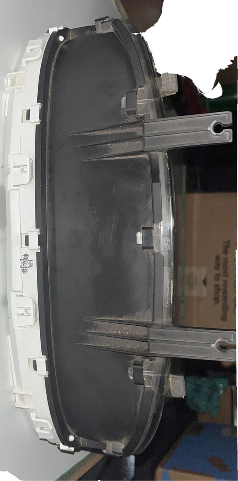 Cuadro de instrumentos velocímetro Kia Rondo 2007-2008 sin probar. Usado OEM Foto 3 de 3