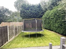 12ft Outdoor Trampoline with Safety Enclosure Net & Ladder- Excellent Condition